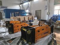 Marteau de démolition silencieux pour brise-roche hydraulique de type boîte Soosan SB121, équipement de machinerie lourde pour les industries de la construction et de l'exploitation minière