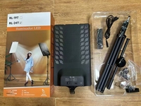 Kit d'éclairage RL-19T avec trépied et lampe de beauté portable RL-24T pour diffusion en direct