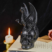 Figurines en résine personnalisées OEM, dragon ailé, statue gothique, finition bronze vintage, polyrésine, décoration gothique pour la maison, ornements de fête