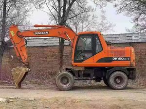 Used Wheel Excavator Doosan DH150W-7 Korea <b>Small</b> Size Construction Machinery Equipment 95%NEW High Quality Motor <b>Pump</b> for Sale - Product Image 4