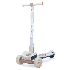 Usine Vente Chaude 3 Roues En Plein Air Kick Scoote rbalance vélo électrique avec Clignotant Lumières Enfants Enfants Scooter enfants balance bike - Product Image 4