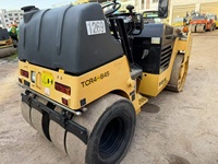 Haute qualité 4ton petit rouleau de route japonais SAKAI TW502 utilisé compacteur à rouleaux combiné Original Sakai rouleau vibrant Offre Spéciale