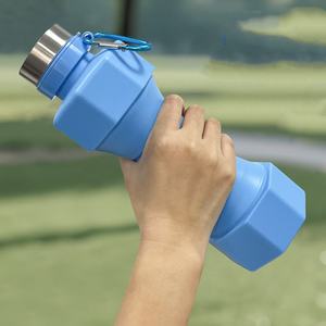 Botella de <span class=keywords><strong>Agua</strong></span> Deportiva Plegable con Logotipo Personalizado, Creativa, de Silicona, con Forma de Mancuerna, Multicolor, 650 ml - Product Image 1