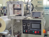 Imprimante à transfert thermique D05S à écran tactile séparé, tête d'impression 24 mm pour codage de date sur sachets d'emballage vertical VFFS
