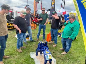 Grappin à griffes hydraulique certifié CE <span class=keywords><strong>pour</strong></span> <span class=keywords><strong>mini</strong></span>-excavatrice, grappin forestier <span class=keywords><strong>pour</strong></span> bois - Product Image 3