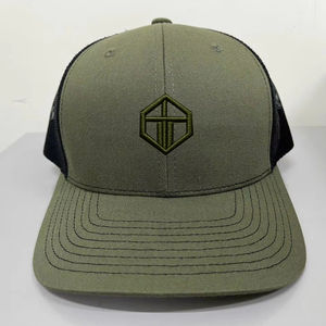 Casquette de camionneur à 6 panneaux, logo brodé 3D personnalisé de qualité supérieure, vente en gros, maille respirante au dos, fermeture à pression réglable - Product Image 1