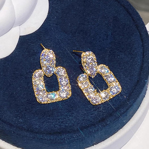 Pendientes cuadrados con forma de lágrima brillante para mujer, joyería elegante para vestido de noche - Product Image 6