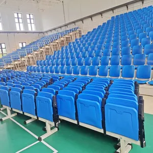 Nuovo modello di gradinate retrattili per interni o esterni con sedili in plastica per sala conferenze multifunzionale dello stadio