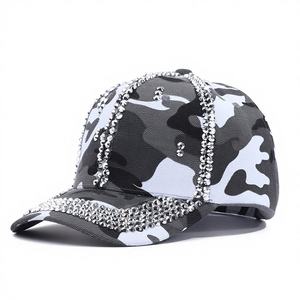 Casquette de baseball tendance camouflage avec strass, casquette en denim à visière plate ornée de diamants scintillants, casquette vintage à franges réglable, casquette de fête hip-hop - Product Image 1