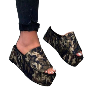 New Plus-Size Women's Camouflage Flip-Flops Thick-Soled Sponge Gladiator Sandals for Spring Season - Product Image 2