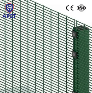 Clôture anti-escalade Sitong 358 avec mur de sécurité pour les limites industrielles, commerciales, résidentielles, les voies ferrées et les centrales électriques - Product Image 1