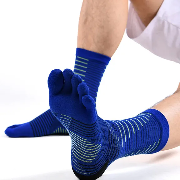 ถุงเท้ากีฬาห้านิ้วของผู้ชายสำหรับมืออาชีพถุงเท้าแบบแห้งเร็วคูลแม็กซ์ถุงเท้าวิ่งมาราธอนกลางแจ้ง