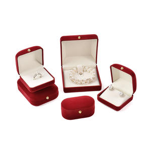 Оптовые роскошные бархатные шкатулки для украшений, настраиваемый цвет, качественное хранение для колец и серег, темно-зеленая бархатная упаковка - Product Image 1