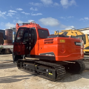 Excavadora de cadenas Doosan DX140LC-9C de 15 toneladas con cazo de excavación, color rojo, hidráulica Kawasaki, hidráulica ENERPAC, usada - Product Image 5