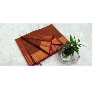 Sari Maheshwari de Algodón y Seda con Pequeños Cuadros Tradicionales, Elegante, Tejido a Mano, Diseño Étnico, para Bodas, Fiestas y Eventos - Product Image 3