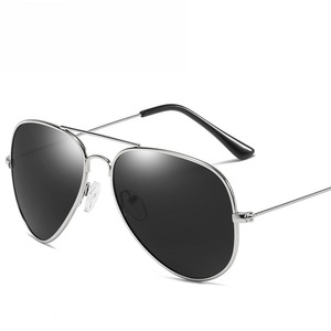 Gafas de Sol Clásicas de Moda TAGION para Hombre y Mujer, Gafas de Sol Polarizadas para Exteriores, Montura Completa, para Conducir, Pescar, Deportes - Product Image 5