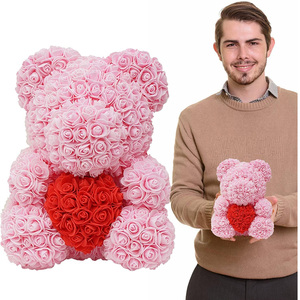 Coffret <span class=keywords><strong>Cadeau</strong></span> Saint-Valentin : Ours en Fleurs Séchées Artisanales, Roses Savon et Fleurs Fraîches – Meilleures Ventes - Product Image 5