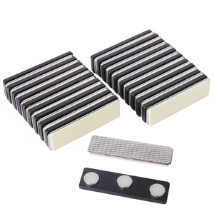 حاملات بطاقات تعريف مغناطيسية من النيوديميوم بشعار مخصص، لوحة خلفية فولاذية، لاصق دائم، مغناطيس أمامي آمن لبطاقات الهوية - Product Image 4