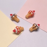 Miniature 3D de crème glacée à la fraise en résine, cabochons kawaii, décoration artisanale en résine DIY, miniature pour maison de poupée