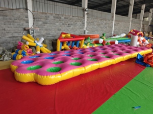 Jeu sportif populaire de course sur pneus gonflables - Product Image 5