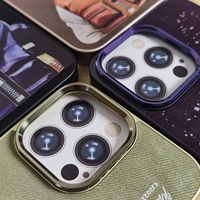 Vente chaude Étui de téléphone en cuir PU durable et exquis avec broderie, résistant aux chocs et à la saleté, design luxueux pour 16-A027