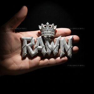RAWN Collar con Colgante de Letra de Moissanita Engastada en Canal de Plata de Ley 925 Bañada en Oro Blanco Gótico, Estilo Hip Hop Unisex - Product Image 4
