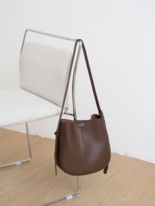 Bolso de Mano Tipo Cubo Retro Europeo Americano de Cuero Genuino para Mujer, Nuevo, Versátil, de Alta Gama, Ligero, de un Solo Hombro - Product Image 6