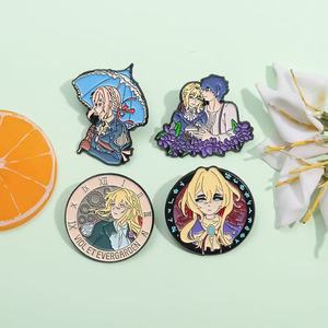 Viola <span class=keywords><strong>Evergarden</strong></span> Anime ragazza squisita distintivo di metallo per la festa nazionale di natale decorazioni di Halloween a mano fata Pin per i fan - Product Image 1