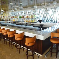 Comptoir de service de bar à sushis carré, sur mesure, moderne, de haute qualité, durable, pour restaurant, club et hôtel
