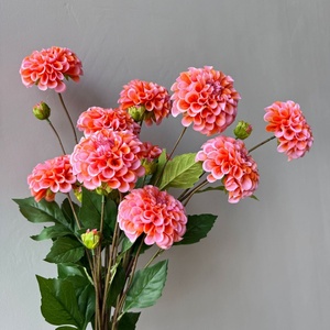 Meilleures ventes - Faux dahlias - Fleurs en soie au toucher réaliste avec revêtement en latex - 2 têtes <span class=keywords><strong>de</strong></span> fleurs <span class=keywords><strong>de</strong></span> dahlias artificielles pour la décoration <span class=keywords><strong>de</strong></span> la maison, des mariages et des événements - Product Image 5
