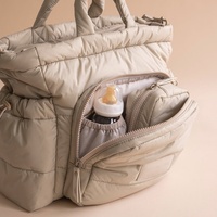 Sac à langer matelassé et rembourré personnalisé avec logo, sac de maternité souple et moelleux, sac de voyage avec bandoulière