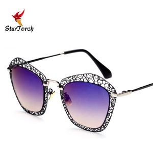 Gafas de Sol de alta calidad al por mayor de China con lentes circulares <span class=keywords><strong>reticulares</strong></span> negras de moda más vendidas - Product Image 1