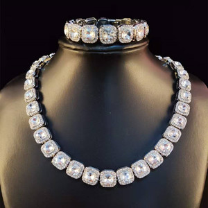 Kalung Berlian Kotak Hip Hop, Rantai Cuban Link Iced Out untuk Pria dan Wanita - Product Image 3