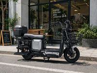 Trottinette électrique en promotion avec frein à disque, cadre en acier renforcé, pneus antidérapants, phare lumineux, trottinette électrique pour adultes
