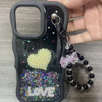 Coque de téléphone TPU Diamond Love pour iPhone 17 16 15 14 13 12, étui de luxe scintillant avec chaîne pour filles, compatible Samsung M16 A17 A07 A16 A05