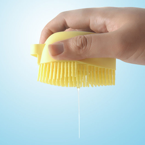 Spazzola da Bagno per Toelettatura Animali con Dispenser di Sapone e Shampoo Setole Morbide in Silicone per Cani e Gatti a Pelo Lungo e Corto - Product Image 2