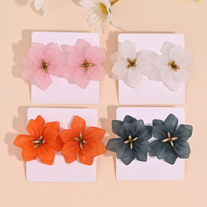 Pendientes de Pétalos Grandes 3D Super Fairy, Joyería de Flores Hecha a Mano para el Verano - Product Image 6