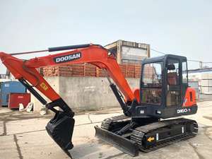 Mini-pelles d'occasion Doosan DX60/DX55/DX225/DX300/DH55/DH60/DH225 de bonne performance, modèle 2022, 5550 kg, moteur, boîte de vitesses, pompe - Product Image 5