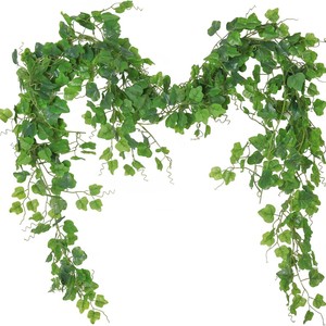 Guirlande de feuilles de patate douce en rotin artificiel pour la décoration intérieure et extérieure, 6 pieds de long, aspect naturel. - Product Image 5