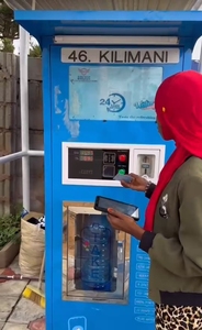 Waterautomaat met 1 of 2 uitlaten, productiviteit omgekeerde osmose, 1 jaar garantie - Product Image 2