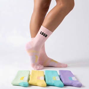 Calcetines Deportivos Transpirables con Logotipo Personalizado, Colores Pastel, Soporte de Arco de Compresión, MOQ Bajo, Calcetines Deportivos hasta la Pantorrilla con Amortiguación - Product Image 2