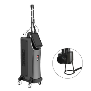 Machine de découpe laser CO2 2026, la plus récente machine laser CO2 fractionnée, machine de découpe laser CO2 pour l'élimination des cicatrices et le resserrement vaginal - Product Image 1