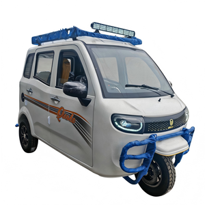 Nuovo Mototaxi a 3-4 Posti 2026, Triciclo a Motore a Benzina, Taxi Triciclo, Motocarro, Triciclo Passeggeri - Product Image 1