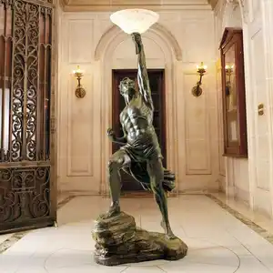 Uomo bronzo giardino a grandezza naturale con scultura di luce