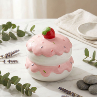 Einzigartige Aura-Kuchenförmige Rosa Erdbeer-Dessert-Kerzenbehälter Elegante Gläser mit Deckeln und Individuellen Etiketten