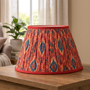Abat-jour géométrique en lin Khadi coloré |   Abat-jour en tissu plissé pour lampes de table, de sol et suspendues - Product Image 2