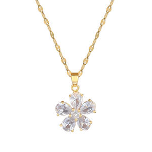 Collar con colgante de cadena de eslabones de cristal chapado en oro nuevo de moda con flor de cinco pétalos, joyería Unisex, personalidad de moda en Internet - Product Image 5