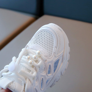 Sneaker da ragazza primavera 2025 autunno Torre scarpe da studente <span class=keywords><strong>bianche</strong></span> in Mesh traspirante per la chiusura Slip-On per il giorno dei bambini - Product Image 3