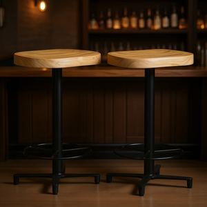 Ensemble de 2 tabourets de bar en bois naturel avec structure métallique, design industriel moderne pour mobilier commercial de bar - Product Image 2