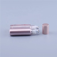 Flacon roll-on en verre rose de 10 ml pour huiles essentielles, avec bille en verre ou en acier inoxydable et capuchon rose doré